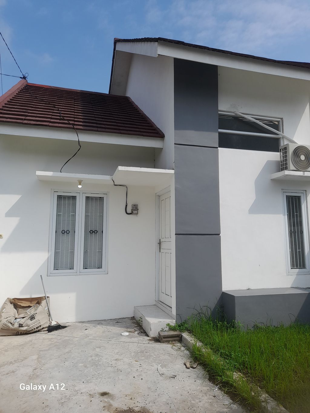 foto tampak rumah tipe 36 perumahan DREAMLAND PESANTREN