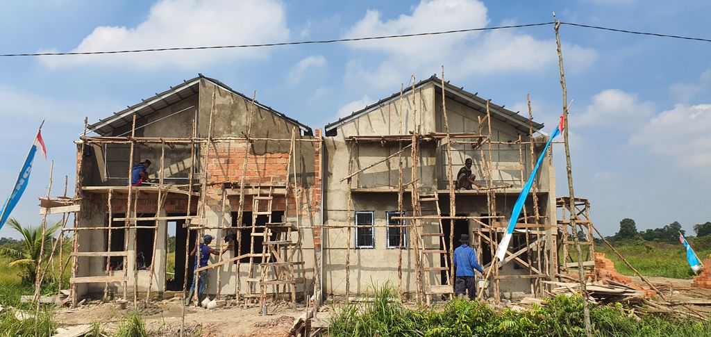 foto contoh rumah perumahan Alpha Residence