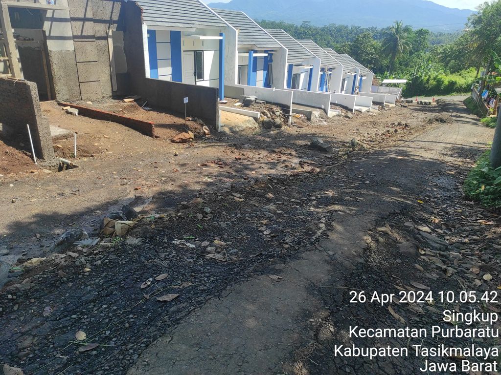 foto posisi tengah perumahan Kota Impian Purbaratu