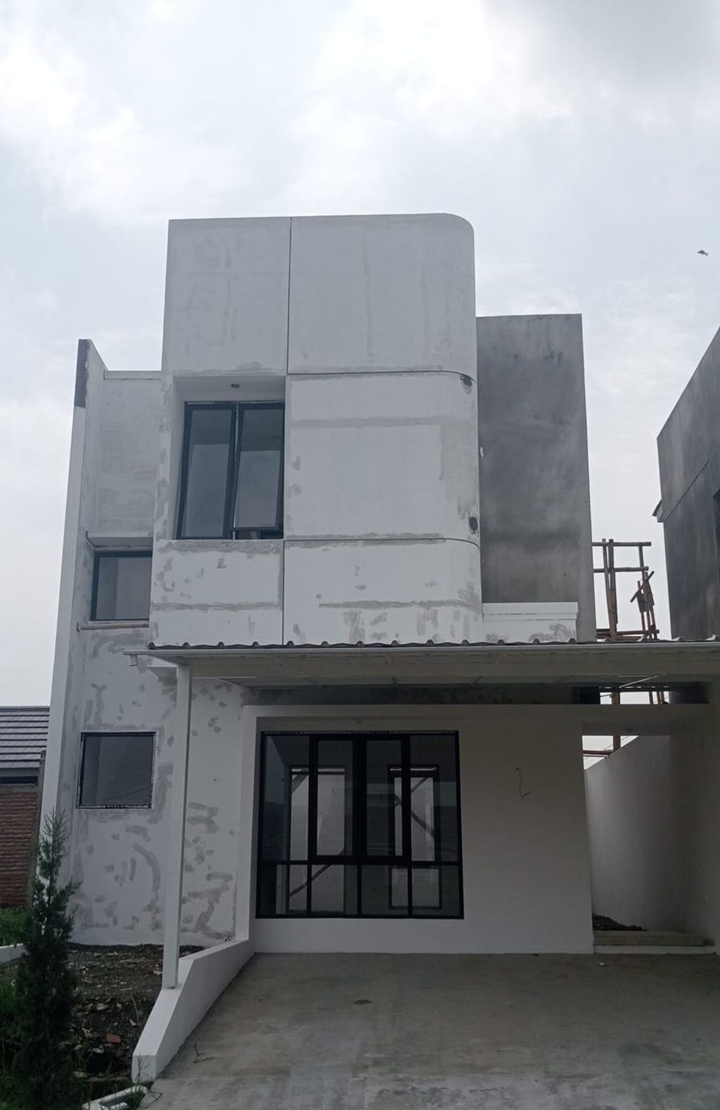 foto tampak rumah tipe 60/106 perumahan Halimun Foresta Tahap 2