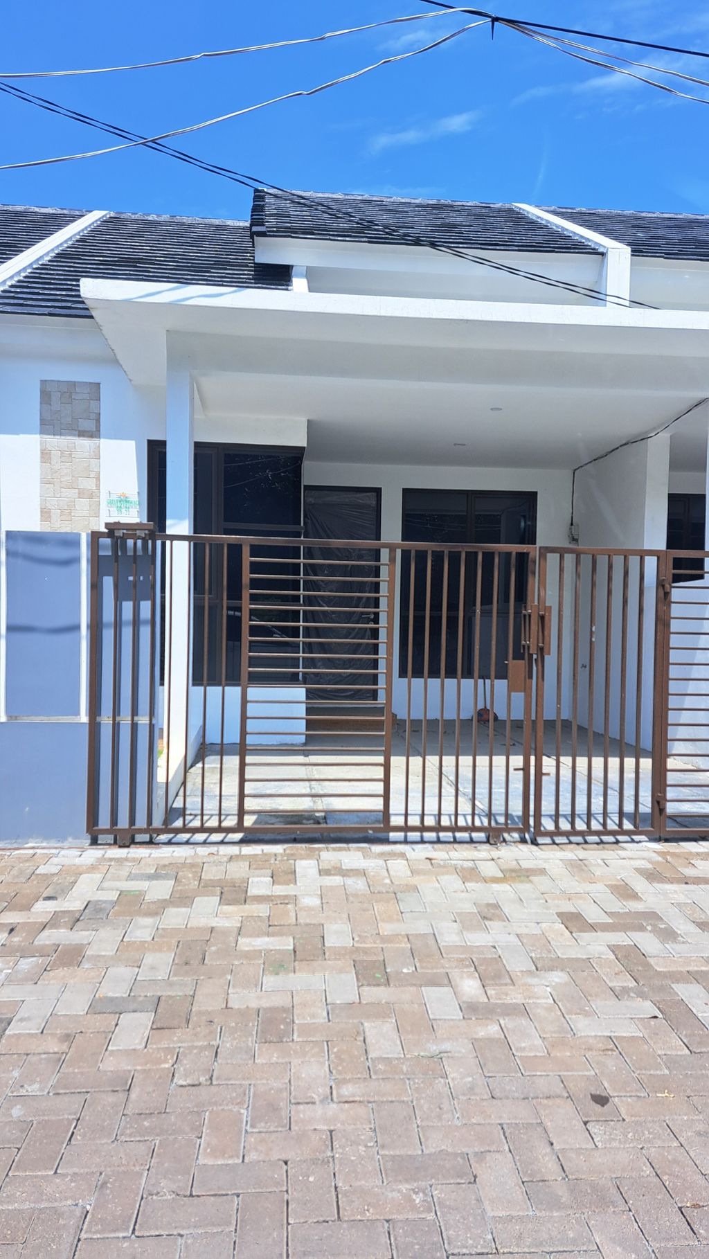 foto tampak rumah tipe GRIYA T65 perumahan Griya Karawaci