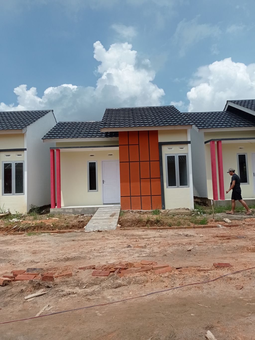 foto tampak rumah tipe 36 TAHUN 2024 perumahan PERUMAHAN KENCANA RESIDENCE