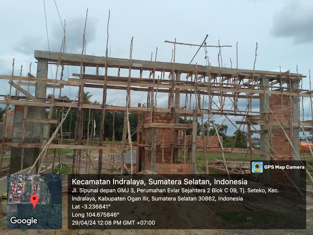 foto gerbang perumahan GRIYA MEKAR SARI INDRALAYA