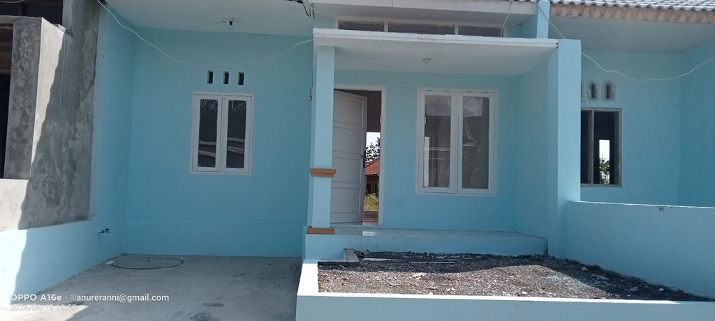 foto tampak rumah tipe 36/72 perumahan Bumi maya asri