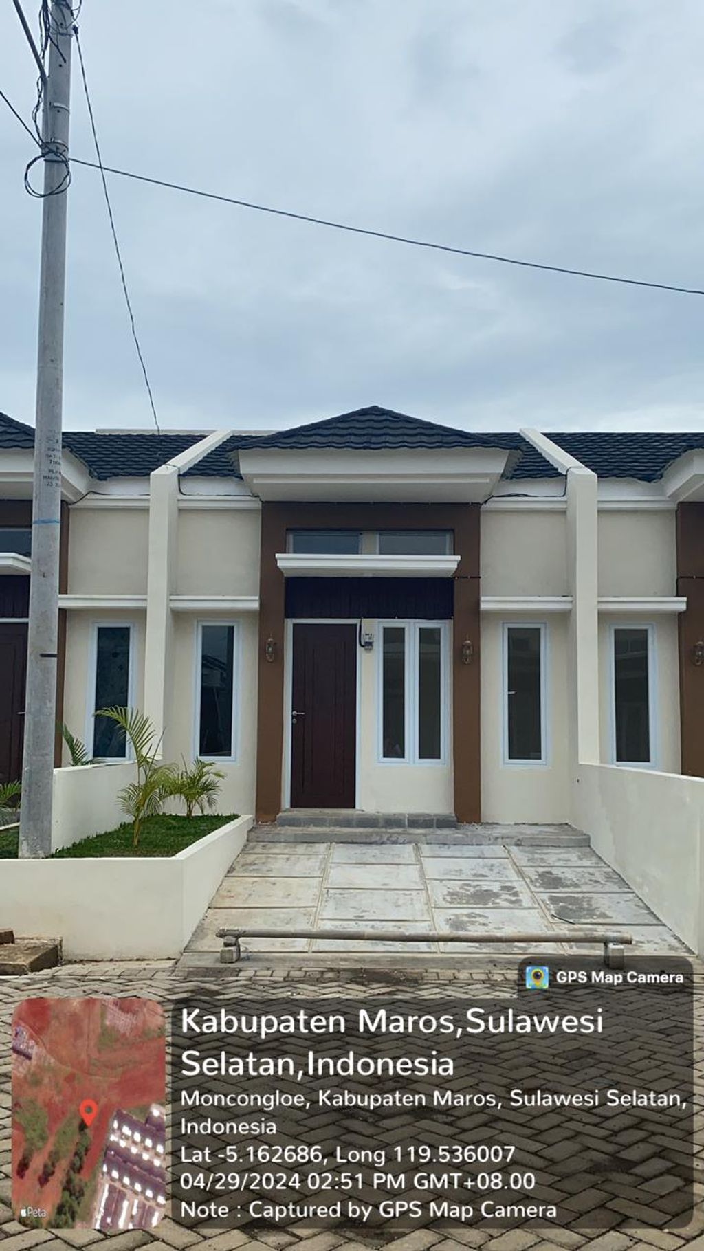foto tampak rumah tipe AZALEA (36) perumahan CENDRAWASIH RESIDENCE