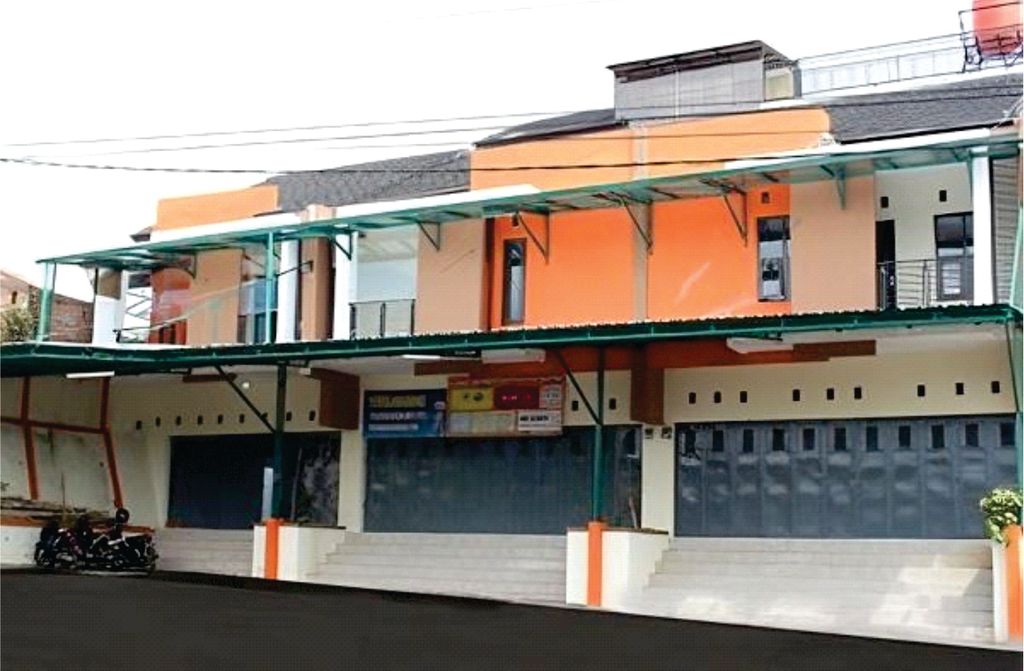 foto tampak rumah tipe Ruko perumahan PERMATA KARISMA RESIDENCE