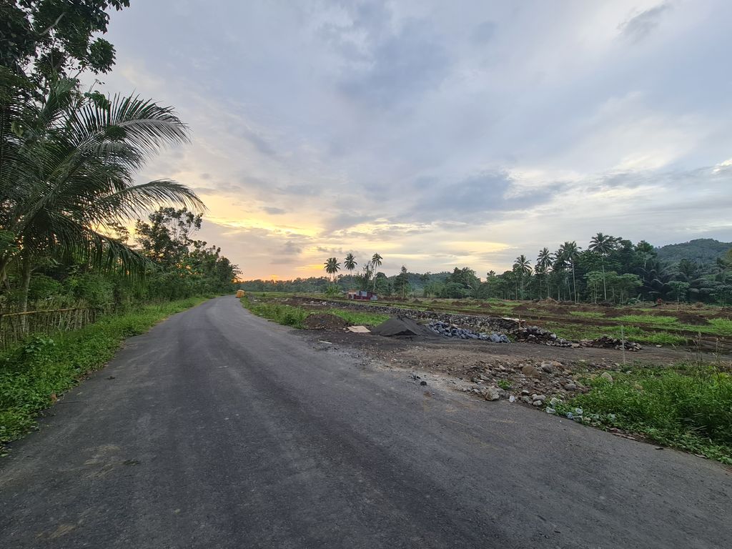 foto gerbang perumahan CHERRY LAND 1