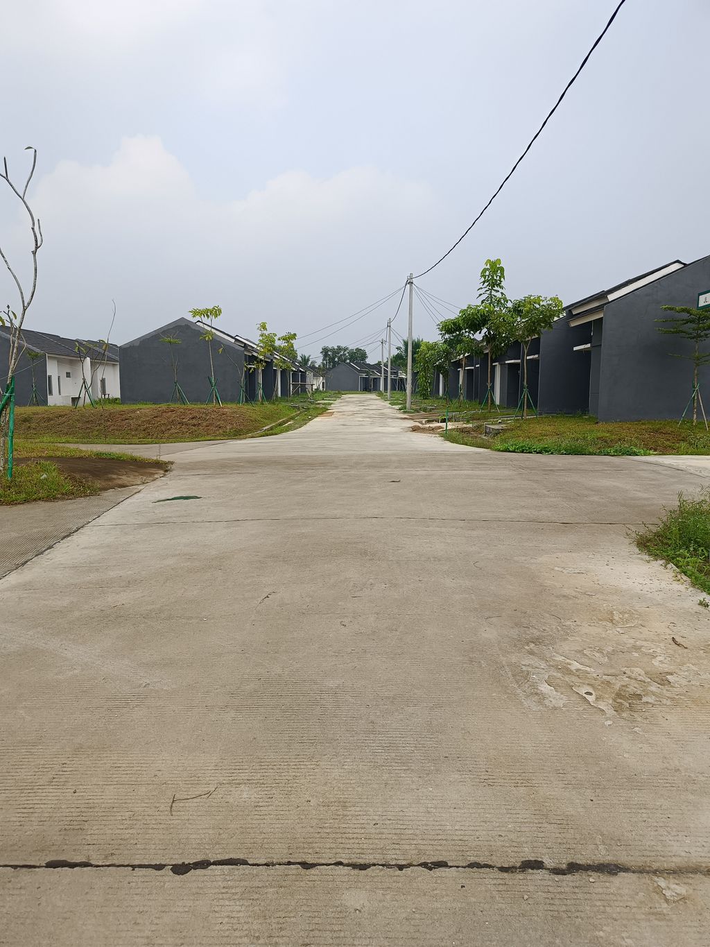 foto posisi tengah perumahan MODERNLAND CILEJIT-PASAI BARAT