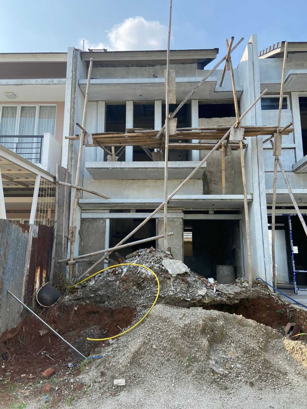 foto tampak rumah tipe NF1-19 perumahan SERPONG NATURA CITY