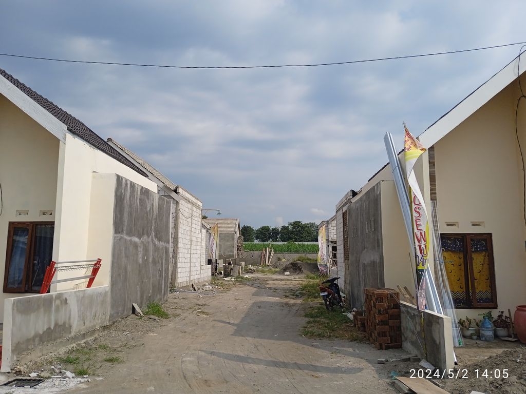 foto gerbang perumahan GEDANGSEWU VIEW 2