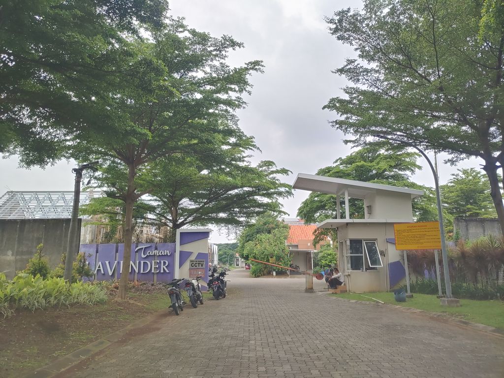 foto gerbang perumahan New Lavender