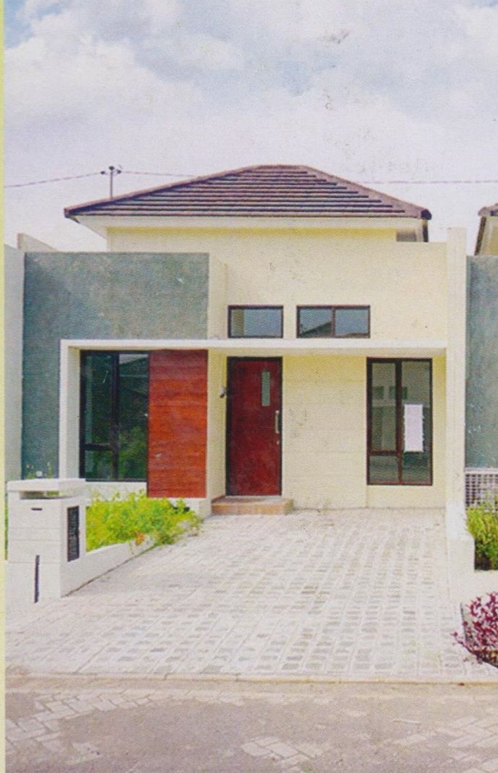 foto tampak rumah tipe 36 perumahan Emerald Garden
