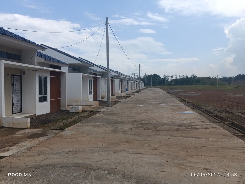 foto posisi tengah perumahan HARMONY HILLS PERLUASAN