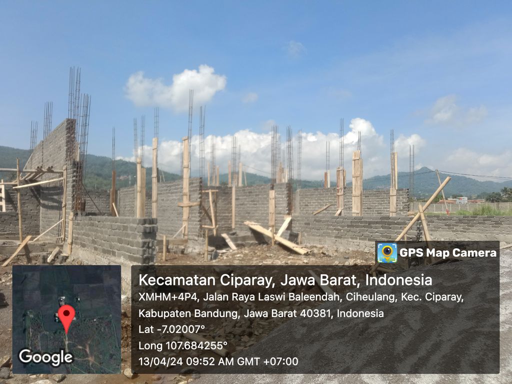 foto tampak rumah tipe 38/72 perumahan CIHEULANG REGENCY