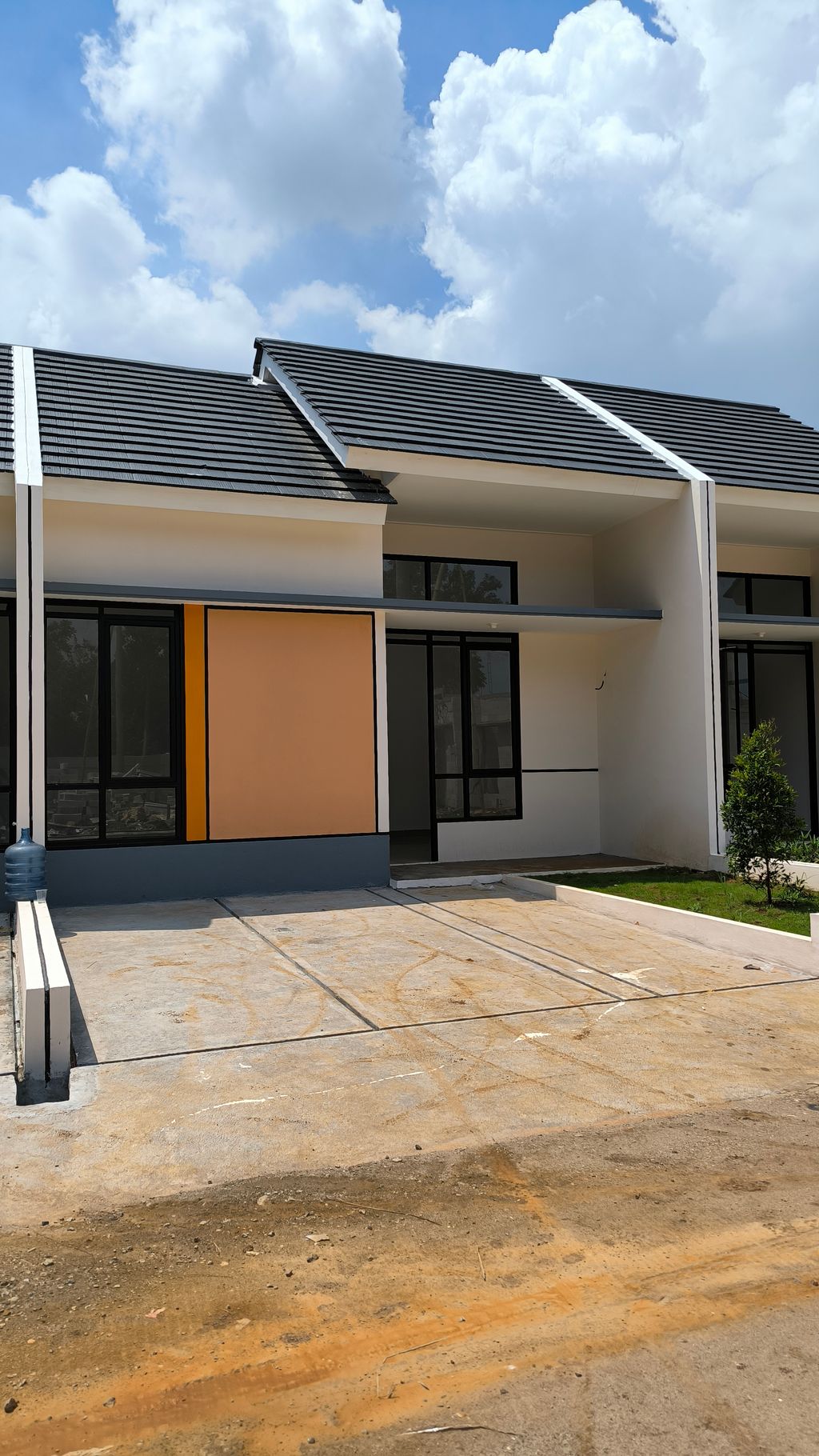 foto contoh rumah perumahan PESONA KAHURIPAN 11