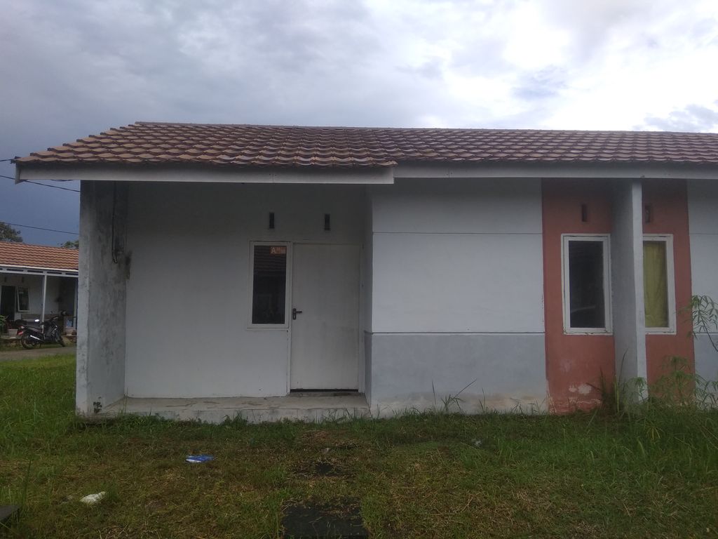 foto tampak rumah tipe Cempaka Sudut A8/06 perumahan CitraRaya City Cluster Bukit Cempaka
