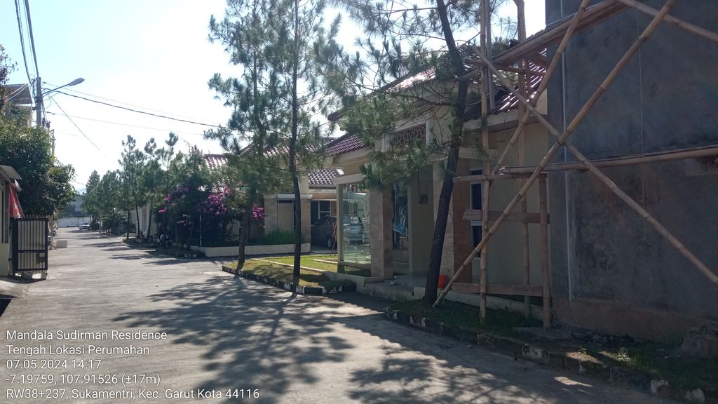 foto posisi tengah perumahan MANDALA SUDIRMAN RESIDENCE
