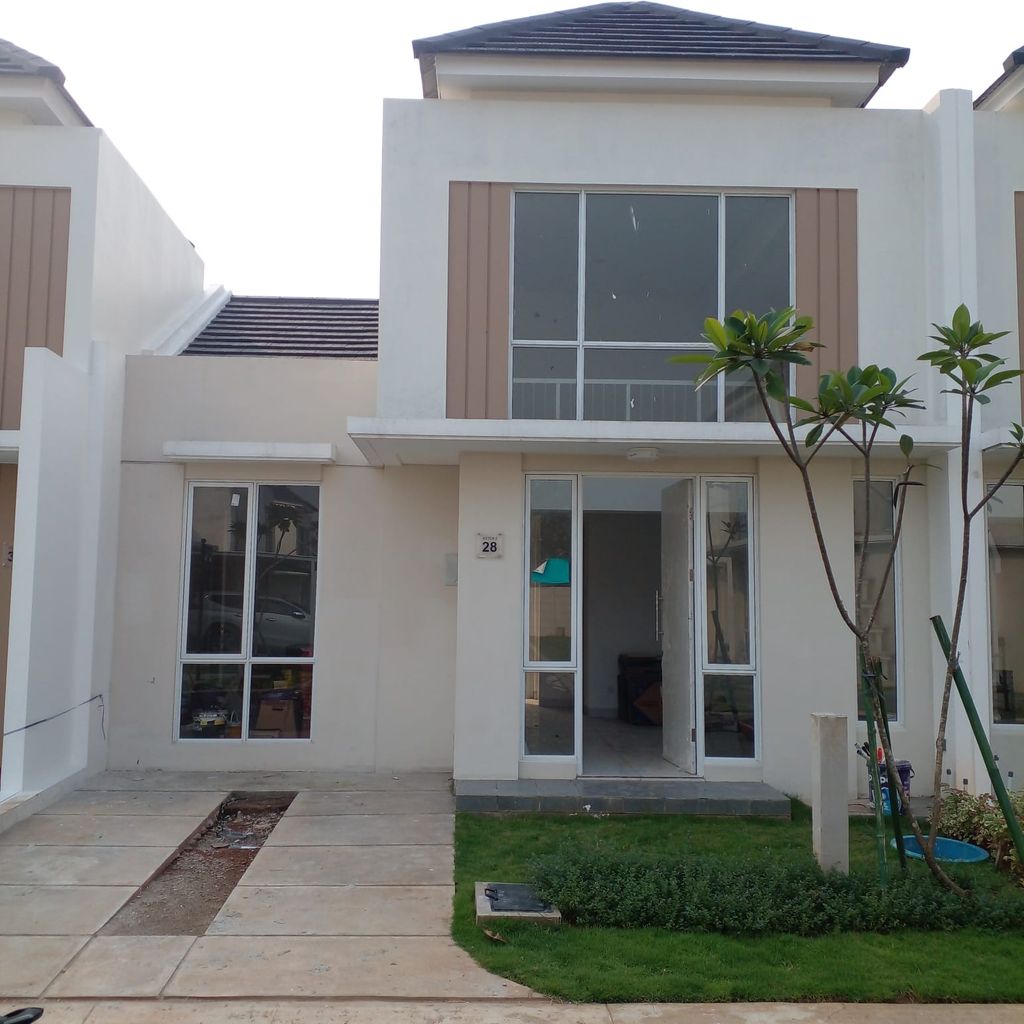 foto tampak rumah tipe ASTER 5/28 perumahan PARAMOUNT PETALS TAHAP 1