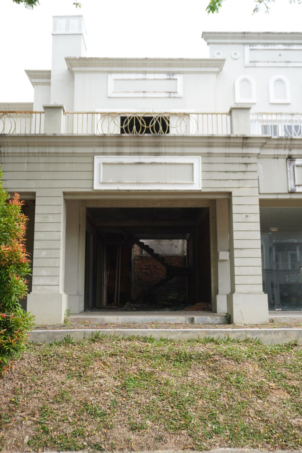 foto tampak rumah tipe 2 Lantai Sudut perumahan CitraRaya City Cluster Terrace Avenue