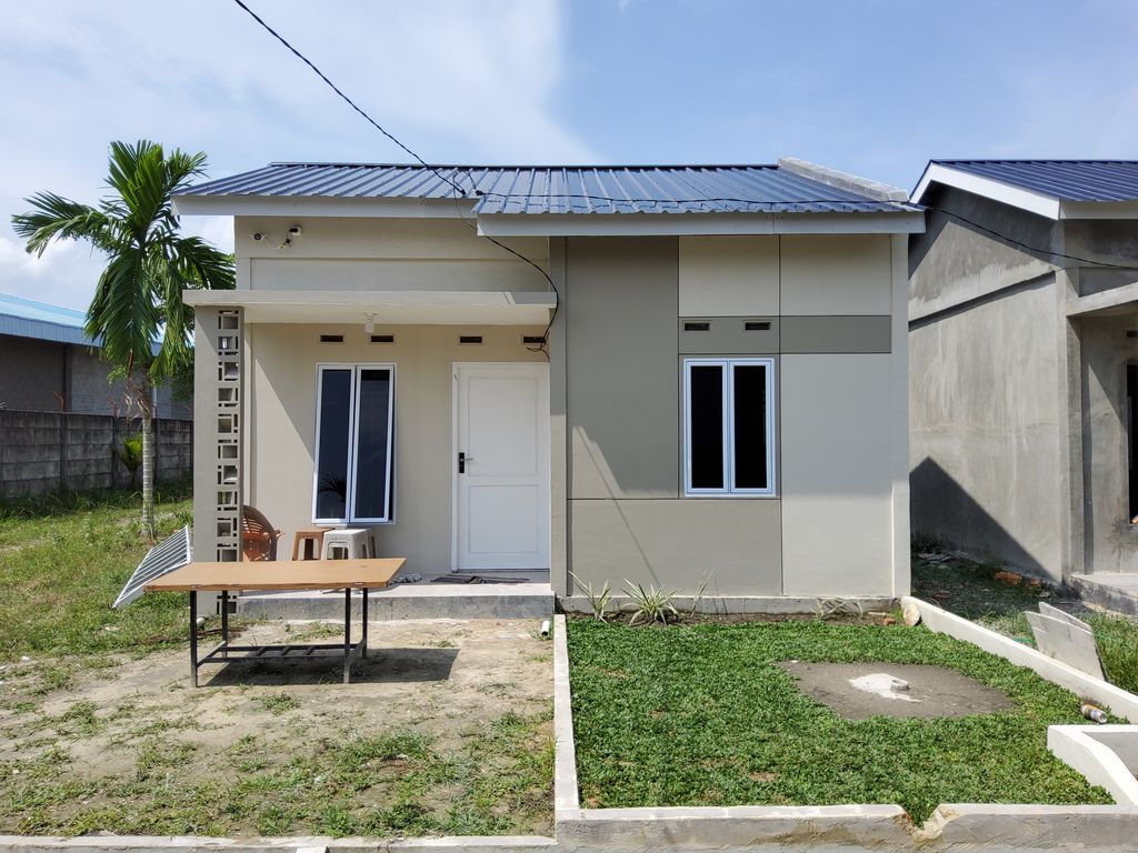 foto contoh rumah perumahan Panorama Jatilian