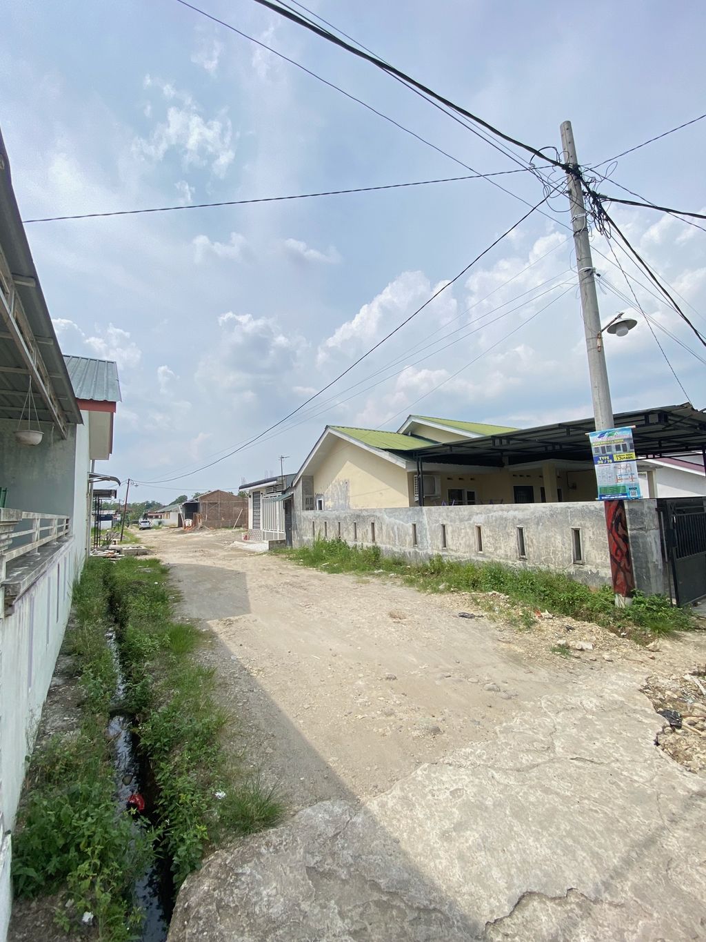 foto gerbang perumahan SUKA MAKMUR RESIDENCE Tahap 2