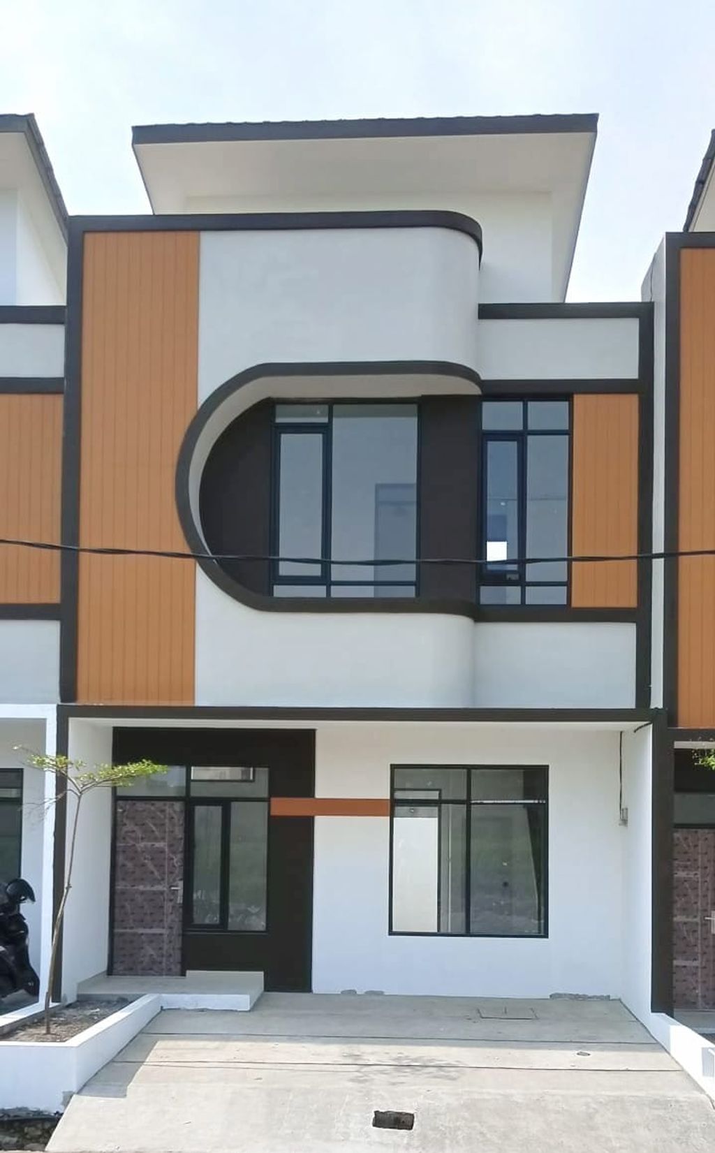 foto tampak rumah tipe 60 Compact 3KT HC (592) perumahan G-Land Katapang Residence 1