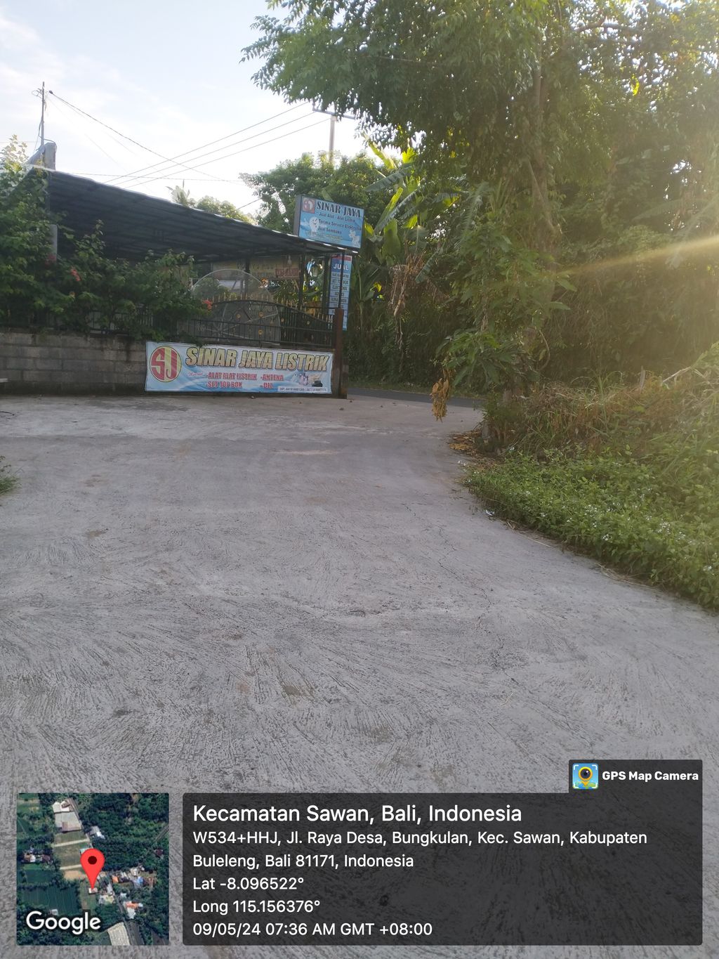 foto gerbang perumahan WAHYU DHARMA RESIDENCE 2 GIRI EMAS