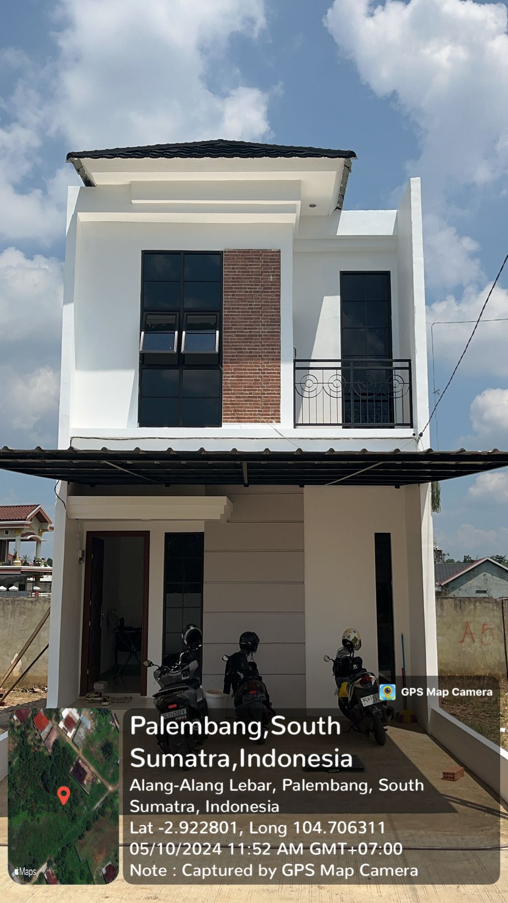 foto contoh rumah perumahan KARIYA PARK
