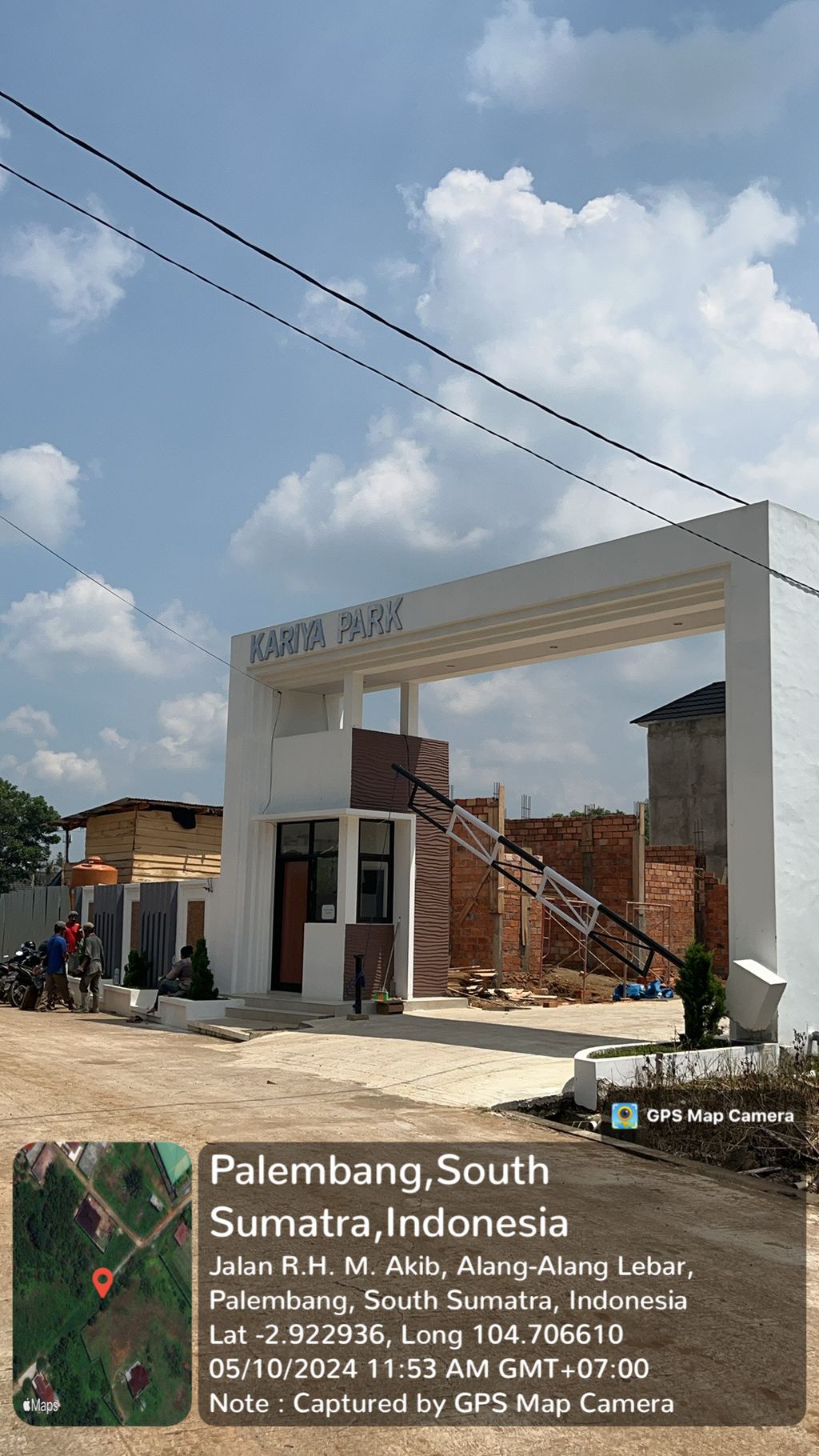 foto gerbang perumahan KARIYA PARK
