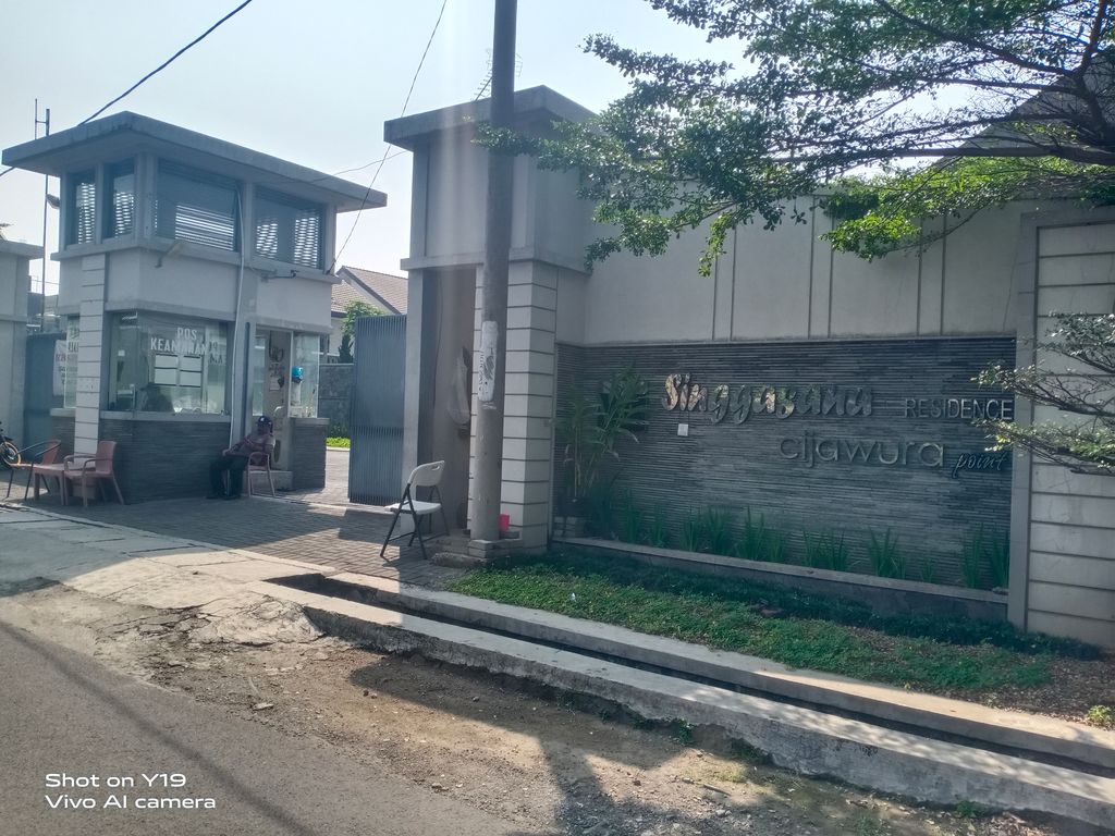foto gerbang perumahan SINGGASANA RESIDENCE CIJAWURA POINT