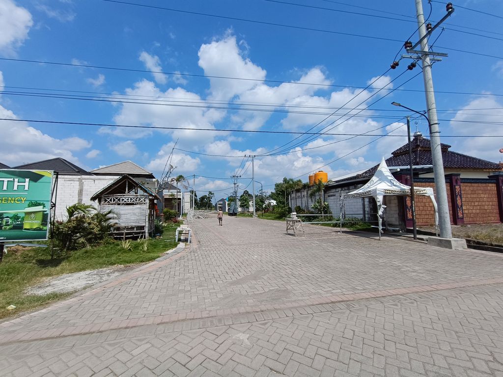 foto gerbang perumahan GRAND NORTH REGENCY