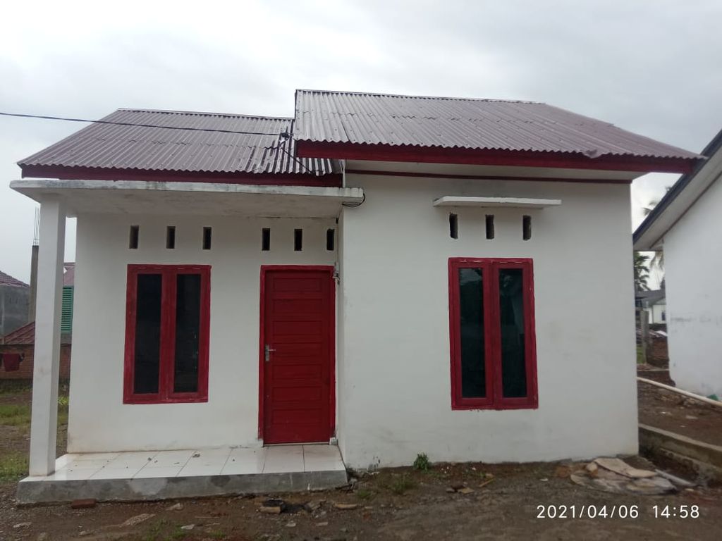 foto tampak rumah tipe Lamsiteh Indah perumahan Mutiara Lamsiteh 2 Indah