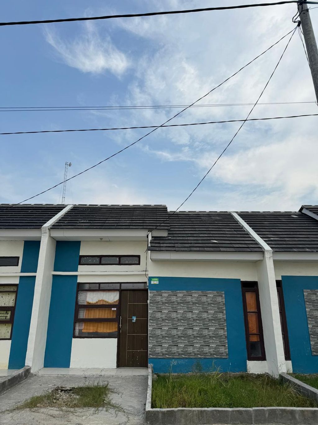 foto tampak rumah tipe 30/60 perumahan GRIYA HASANAH KALIJAYA IV