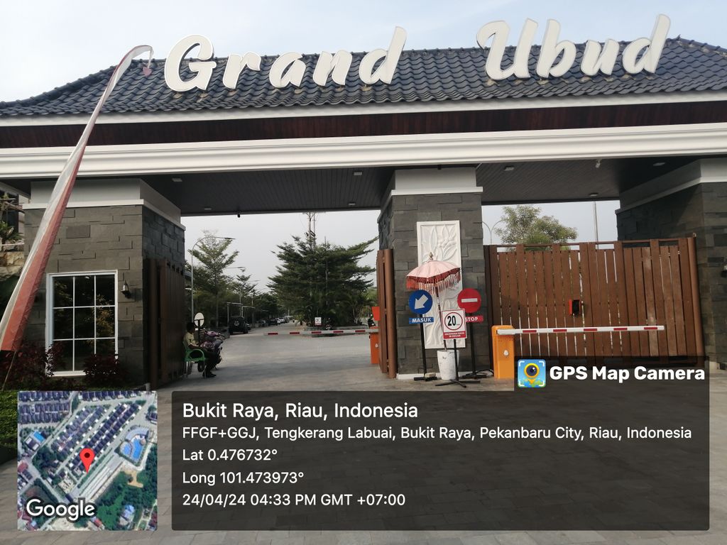 foto gerbang perumahan Grand Ubud Cluster