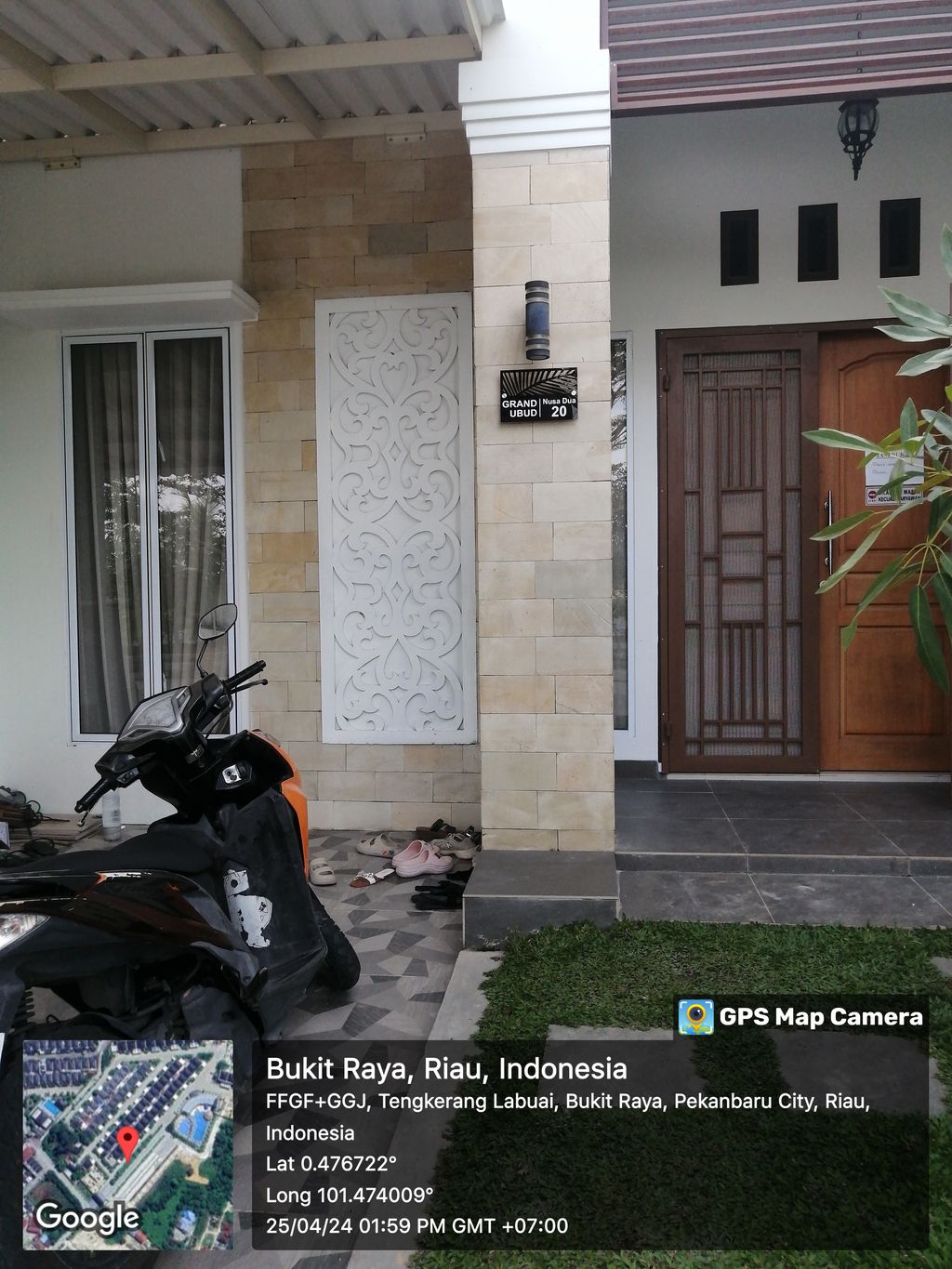 foto contoh rumah perumahan Grand Ubud Cluster