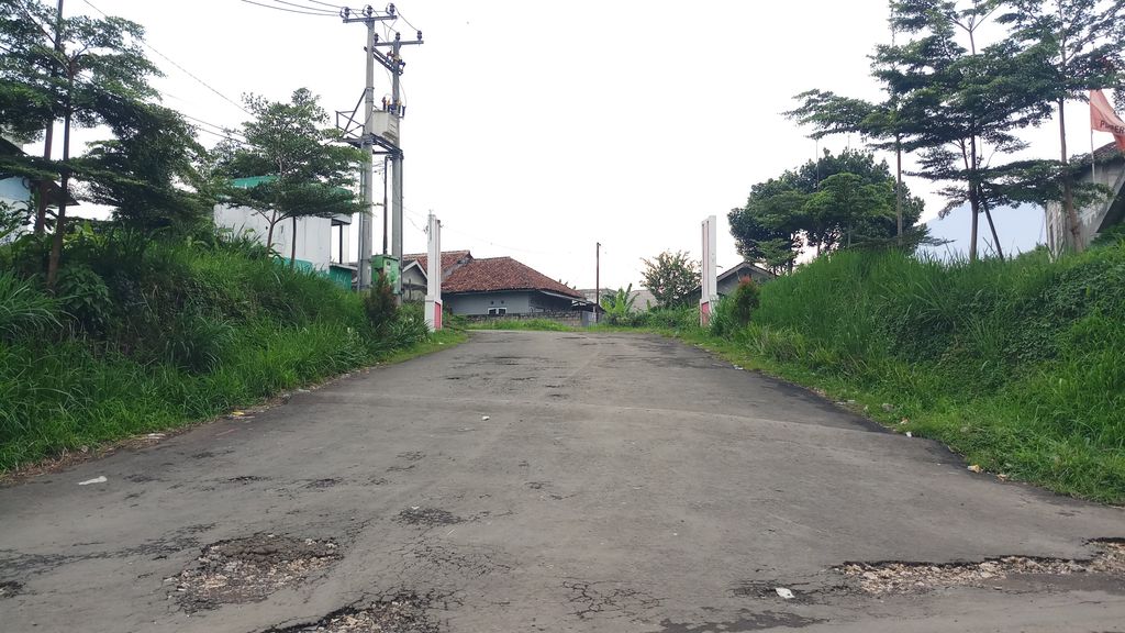 foto gerbang perumahan LIDO ASRI RESIDENCE 2