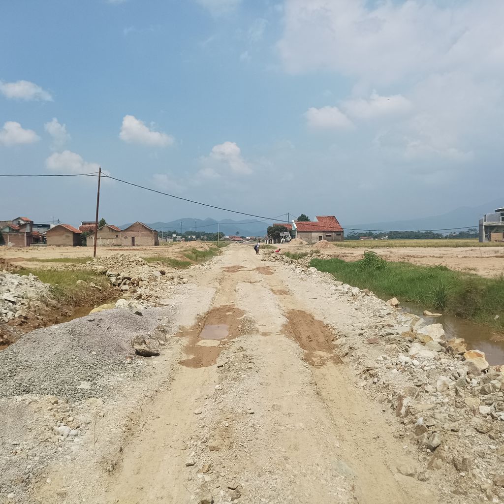 foto posisi tengah perumahan PURI INDAH KATAPANG
