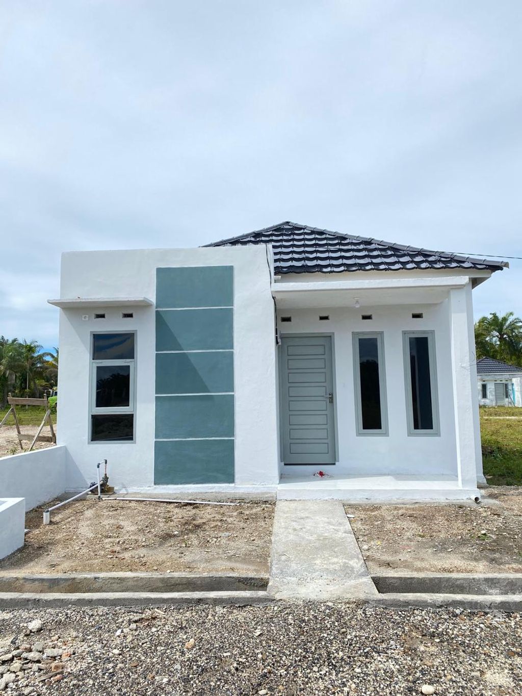 foto tampak rumah tipe 36 perumahan Bawan Asri Residence