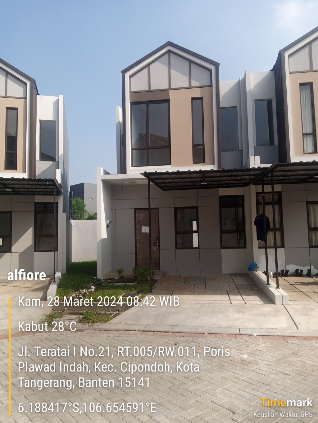 foto tampak rumah tipe ALFIORE A21C/2 perumahan CLUSTER ALFIORE