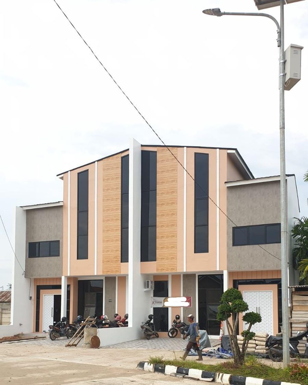 foto tampak rumah tipe Rumah Tinggal 88/101 (2) perumahan Kirana Permai