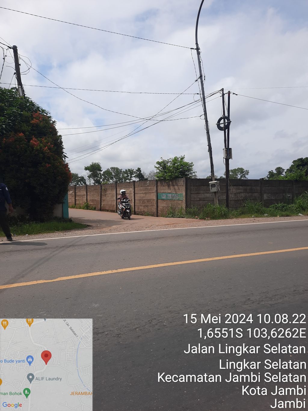 foto gerbang perumahan VILLA BENUA TERATAI