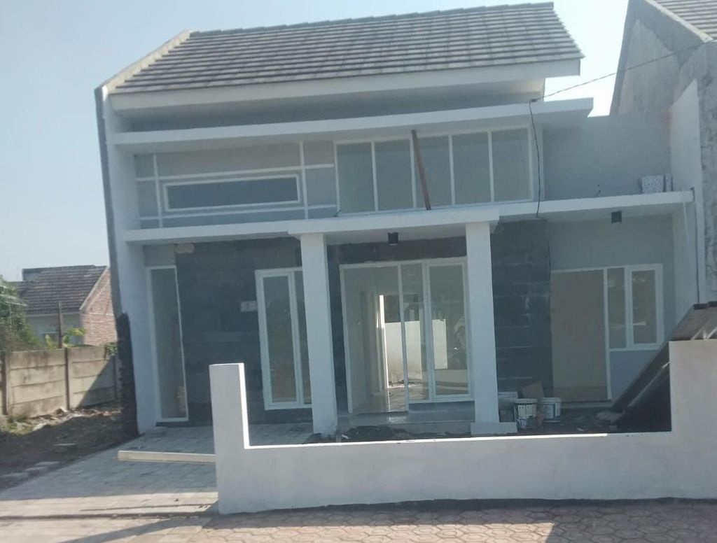foto tampak rumah tipe BAGUS 55 perumahan KRIAN SEJAHTERA INDAH REGENCY
