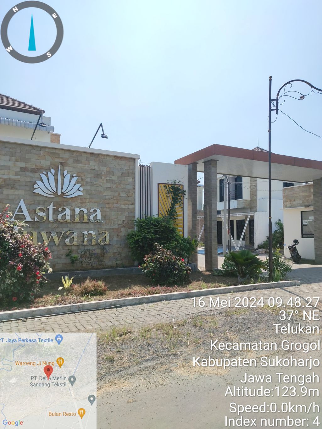foto gerbang perumahan Astana Buwana 1