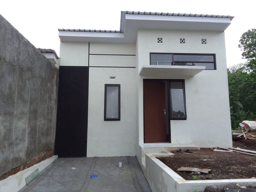 foto tampak rumah tipe 30/82 perumahan Marison Jogonegoro