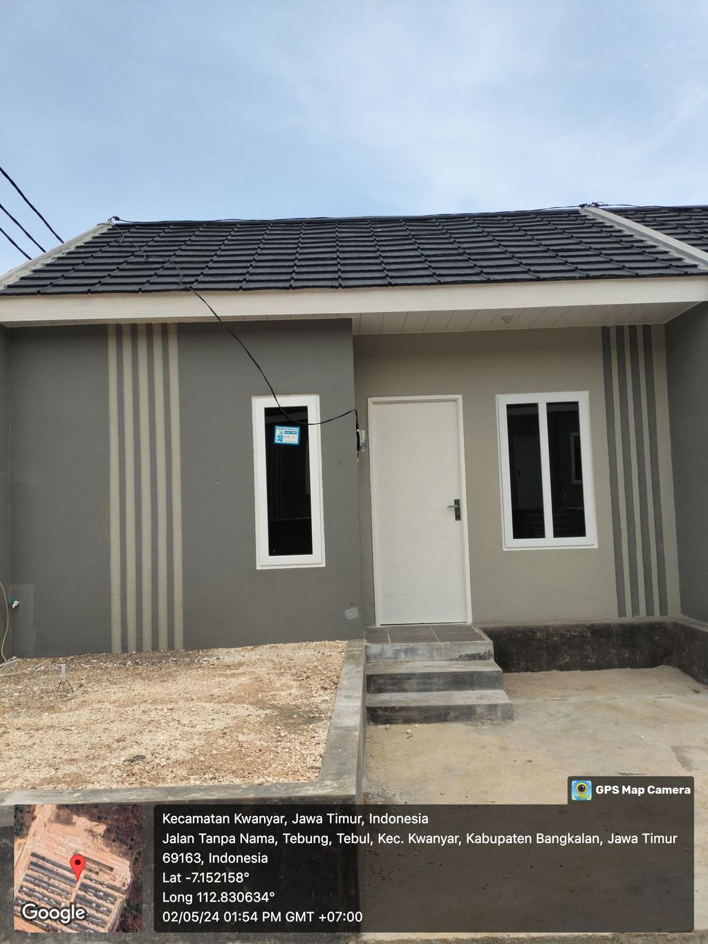 foto tampak rumah tipe 30/60 perumahan KOKOH CITY CLUSTER BAWEAN
