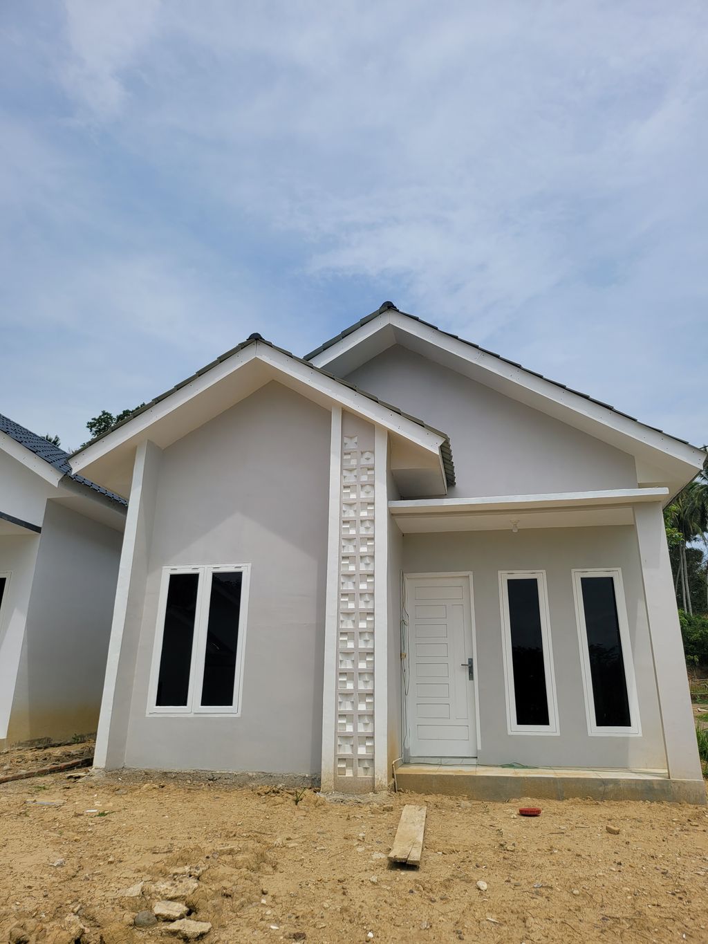 foto contoh rumah perumahan Graha Darussalam