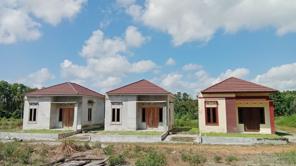 foto tampak rumah tipe 36/108 perumahan Puri Bicong Permai