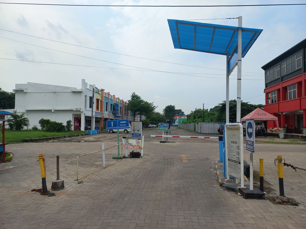 foto gerbang perumahan Cilegon Green Megablock