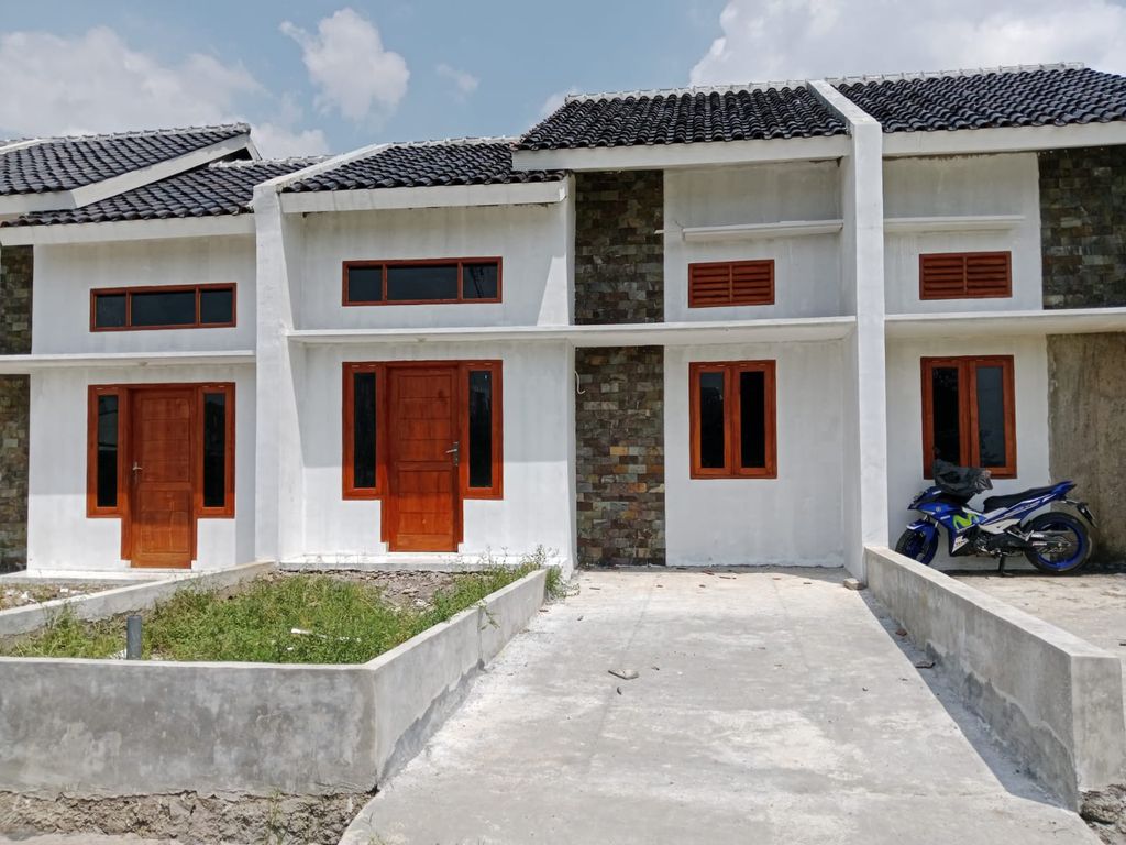 foto tampak rumah tipe 36 perumahan GRIYA CITRA LESTARI