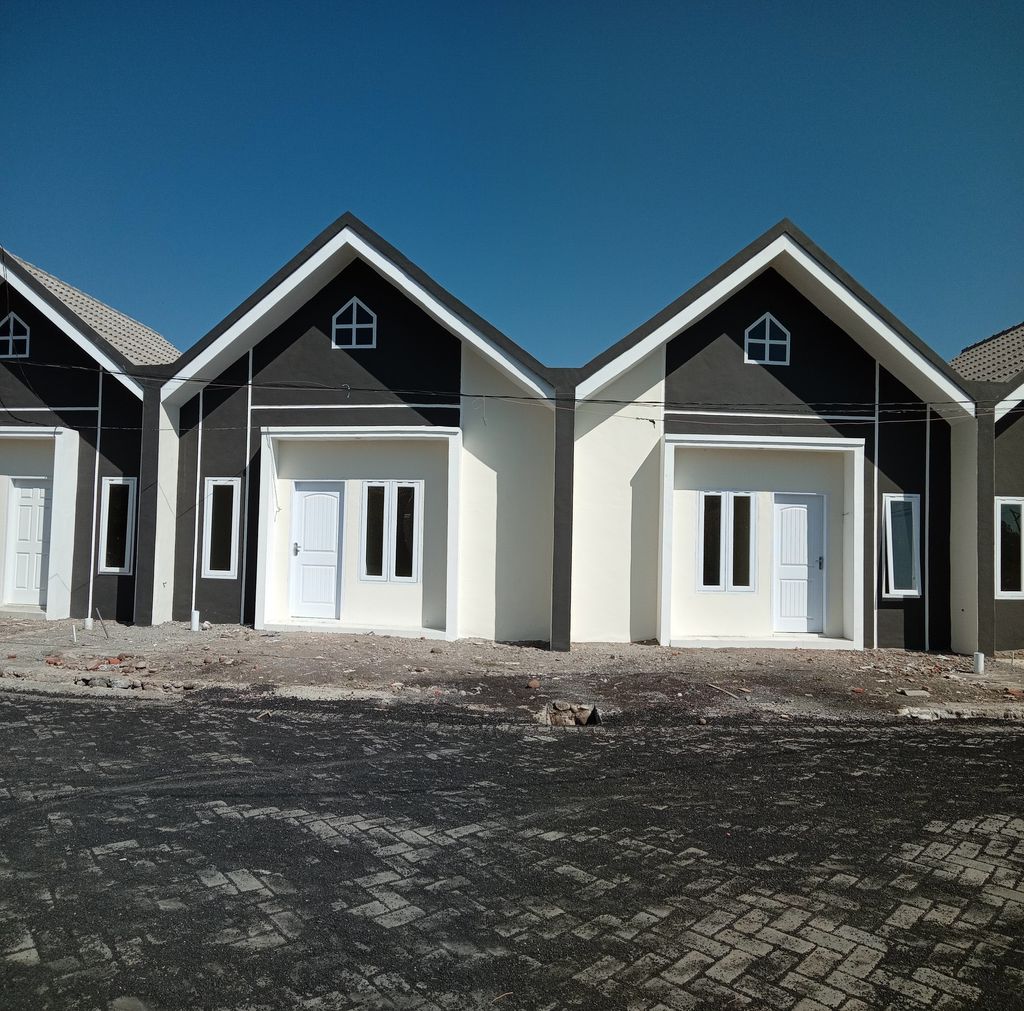 foto tampak rumah tipe 32 perumahan Samawa Golden Village